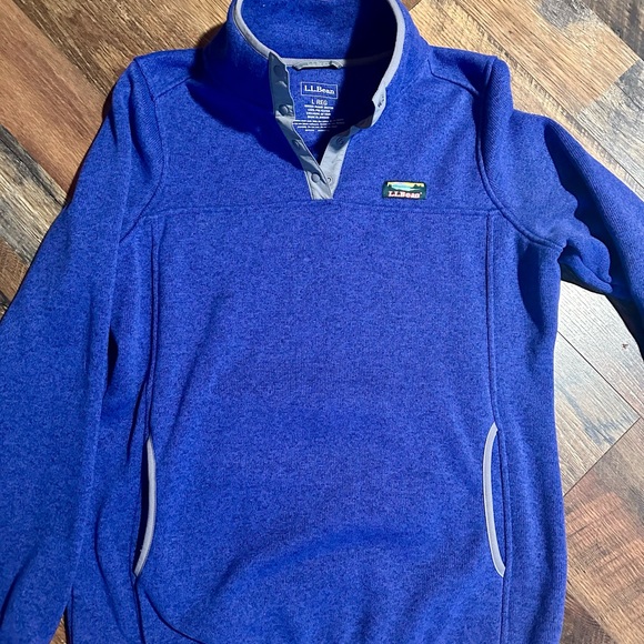 LL Bean Women's Sz L
Sweater Fleece Pullover Artic Blue Quarter Snap
Placket - Picture 1 of 11